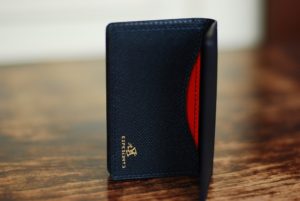 エスペディエンテ　箔押しロゴ